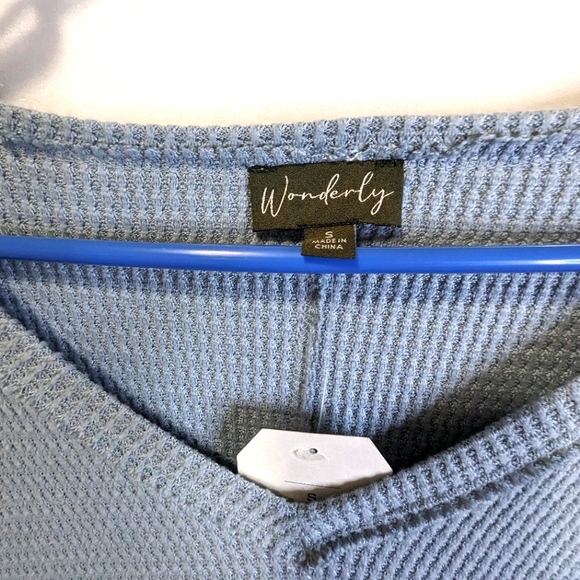 Wonderly Top - Picture 5 of 7